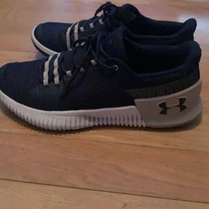 Under Armor size 11 blue shoes